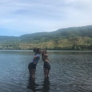 Meet your Posher, Lena